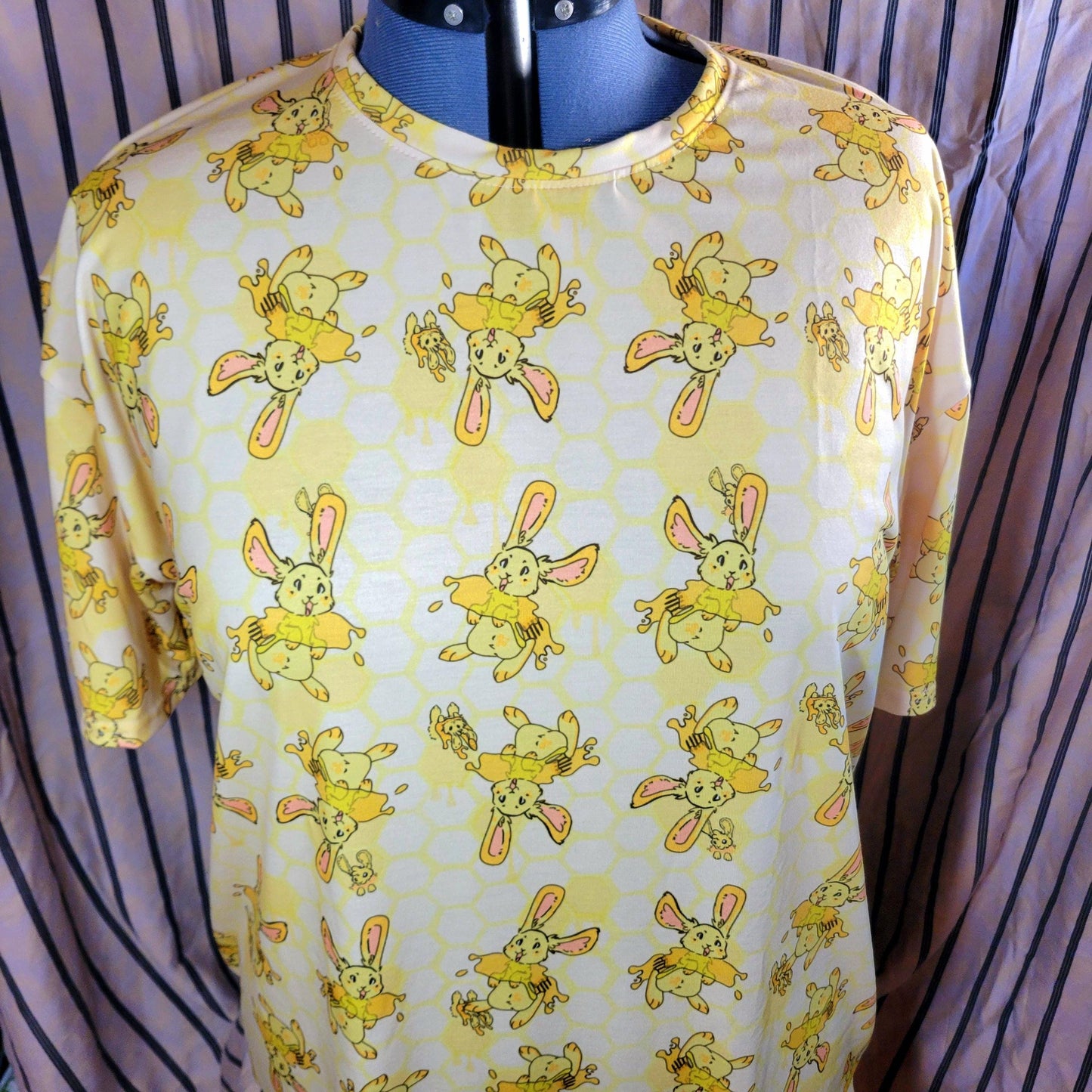 Honey Bunny Short Sleeve T-Shirt - Pergerine Rabbit!!